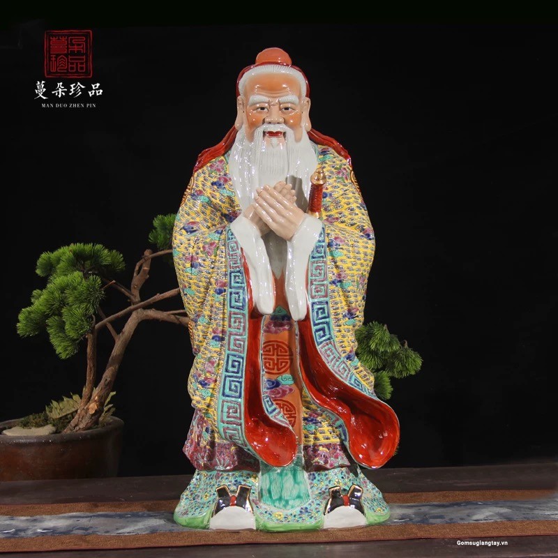 Khổng tử men gấm