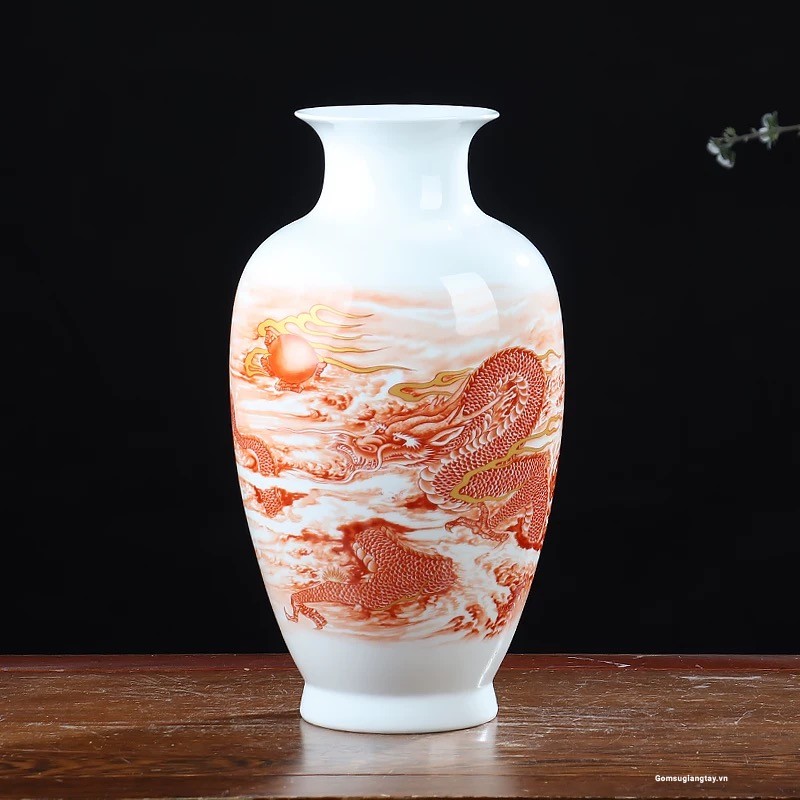 Bình mỏng vẽ long ẩn