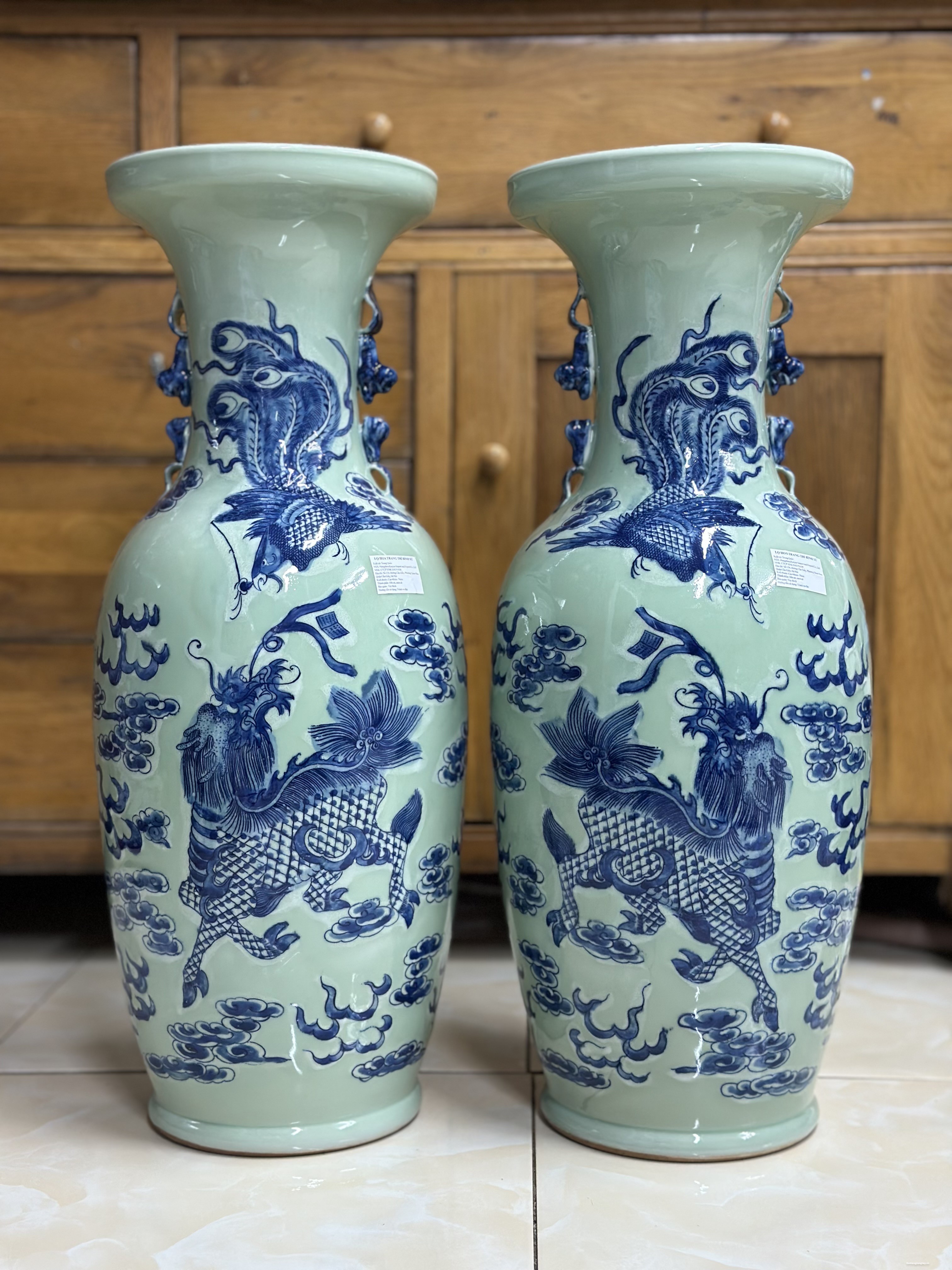 Lục bình đông thanh Phụng Lân