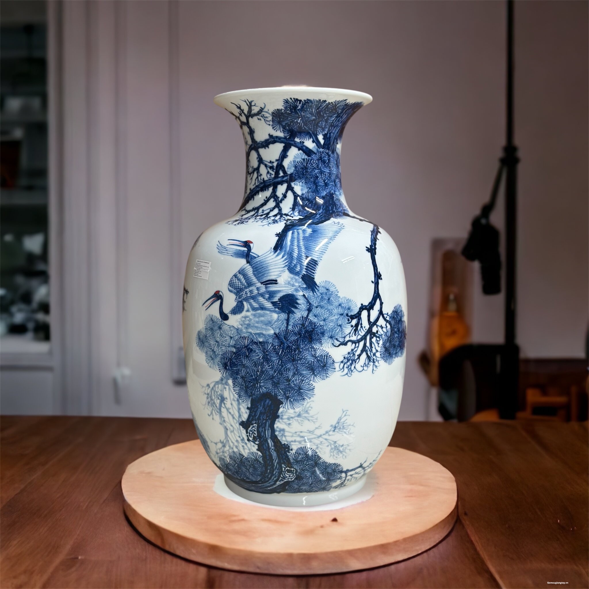 Bình tùng hạc của nghệ nhân