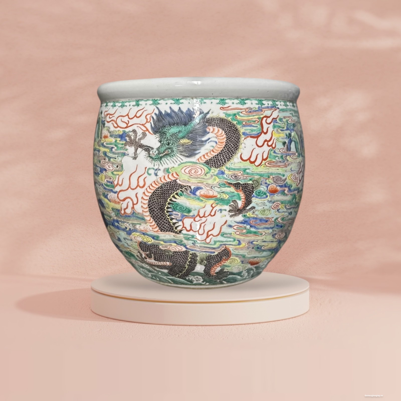 Thống cũ vẽ long ẩn