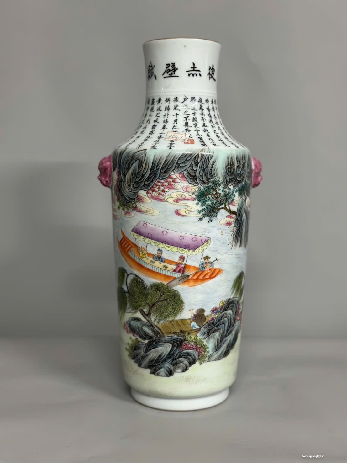 Siêu phẩm men màu